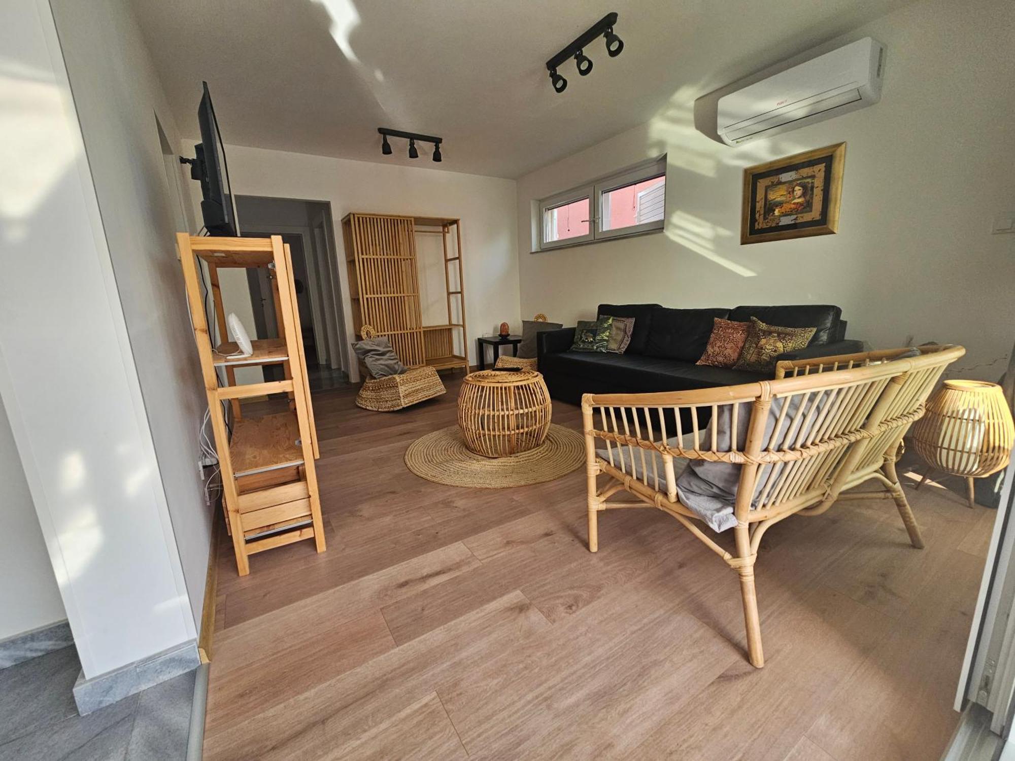 Vila Regina Apartment Rex With Swimming Pool Jezera Buitenkant foto