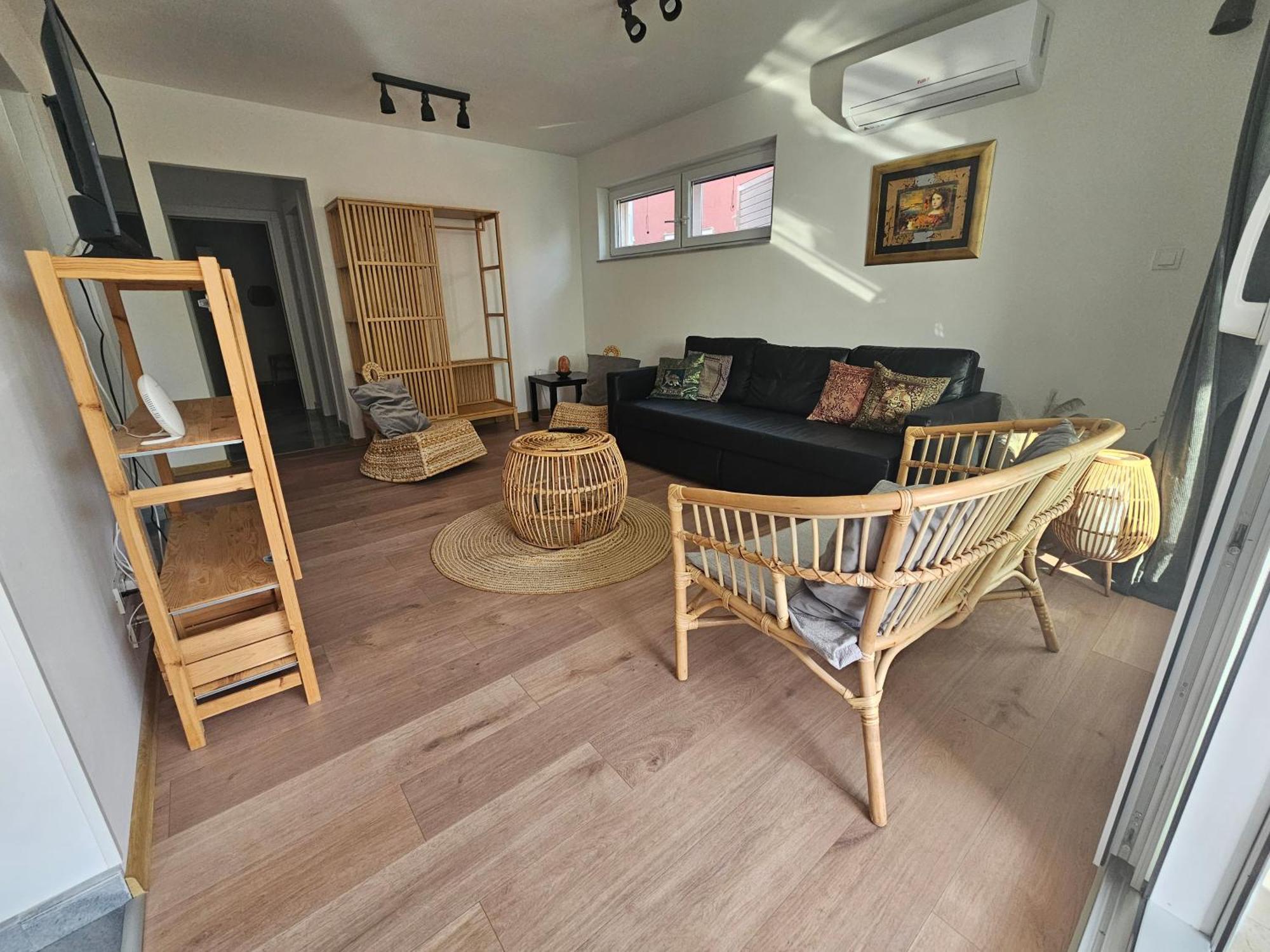 Vila Regina Apartment Rex With Swimming Pool Jezera Buitenkant foto