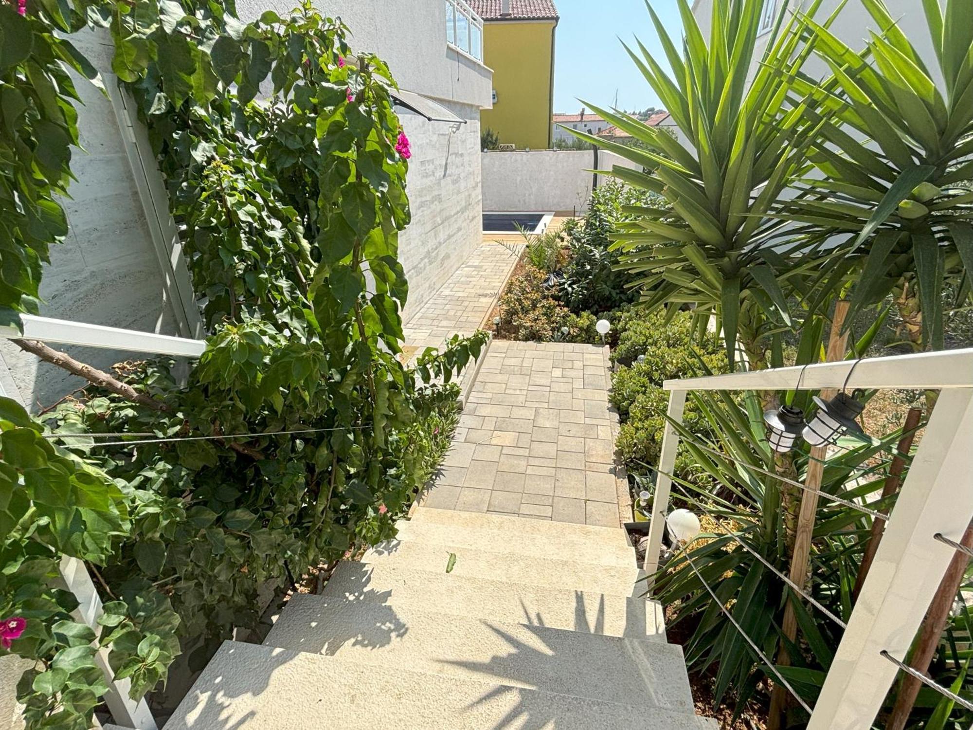 Vila Regina Apartment Rex With Swimming Pool Jezera Buitenkant foto